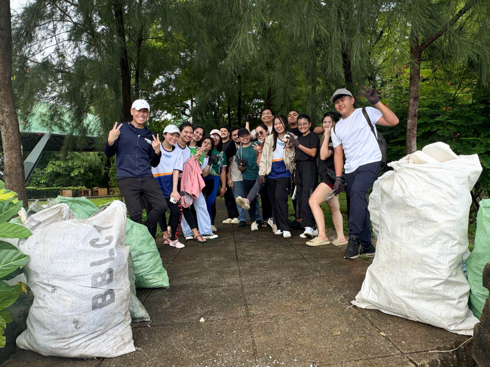 Linnovate Partners Manila Team Clean-up Drive at Wetland Park​